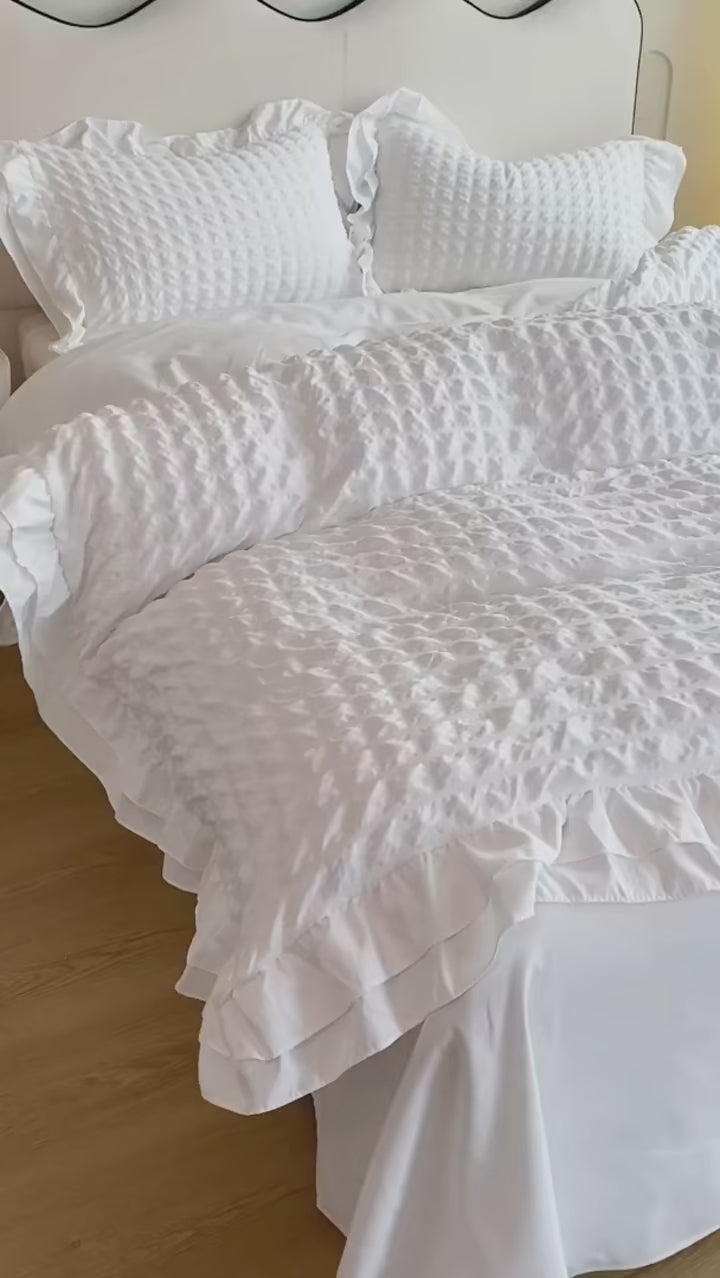 ชุดเครื่องนอนลูกไม้สไตล์เกาหลี 3 ชิ้น ผ้า Seersucker (ปลอกผ้านวม + ปลอกหมอน 2 ใบ)