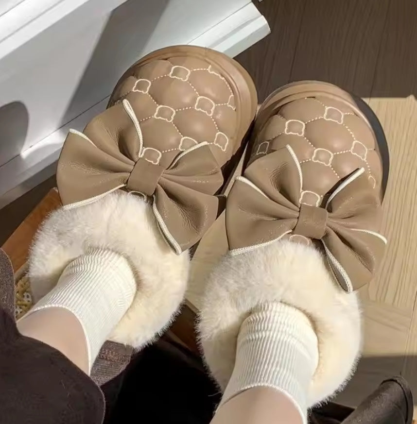 Tewgy Bow Detail Ankle-Support Plush Shoes, Comfortable Fluffy Footwear Suitable for Both Indoor and Outdoor Use.